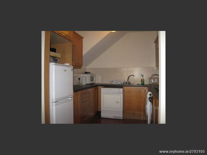 42 Woodbrook Square, Carpenterstown, Castleknock,  Dublin 15